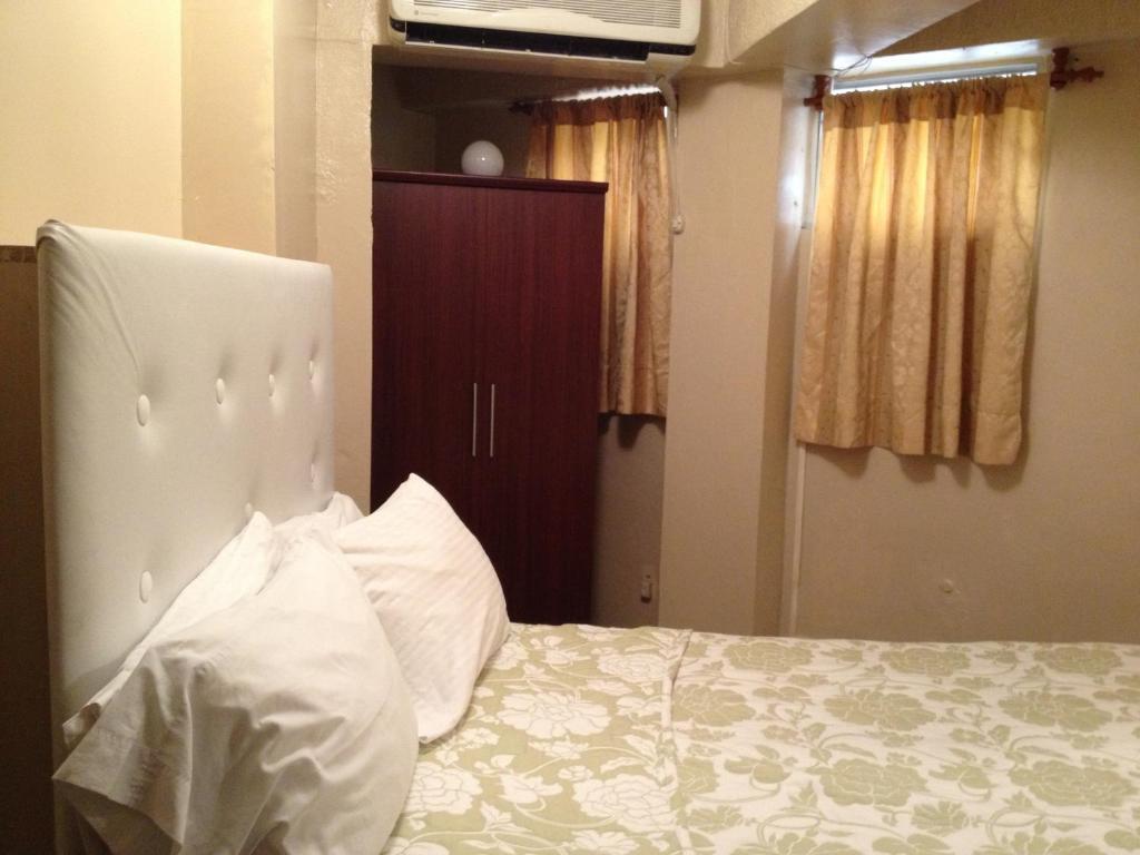 Hostal Plaza Yu Санто-Доминго Экстерьер фото