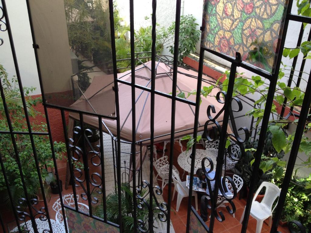 Hostal Plaza Yu Санто-Доминго Экстерьер фото